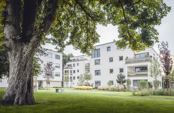 Wohnanlage_Kaiserslauterner_Platz_Muenchen.jpg bei EAG Elektroanlagen und Gebäudetechnik GmbH in Aue