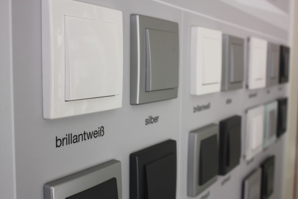 Schalterserie2 bei EAG Elektroanlagen und Gebäudetechnik GmbH in Aue